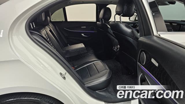 Mercedes-Benz E-Class 2020 — Şəkil 12/20