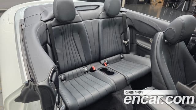 Mercedes-Benz E-Class 2021 — Şəkil 12/20