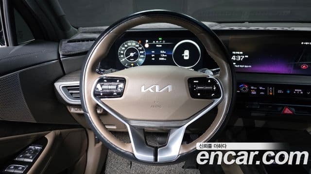 Kia K8 2021 — ფოტო 13/20