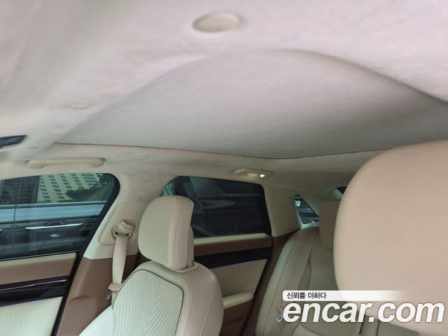 Hyundai Grandeur 2023 — ფოტო 15/16