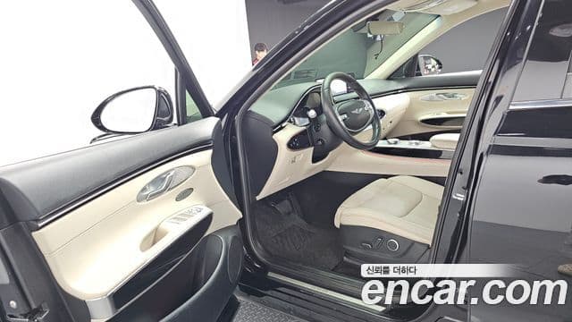 Genesis GV70 2021 — ფოტო 10/20
