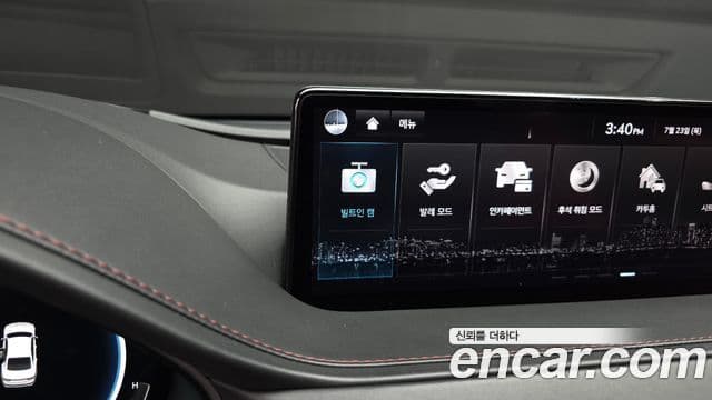 Genesis G80 2023 — Photo 15/35