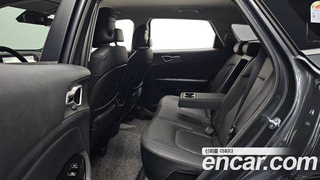 Kia Sportage 2024 — фото 12 из 20