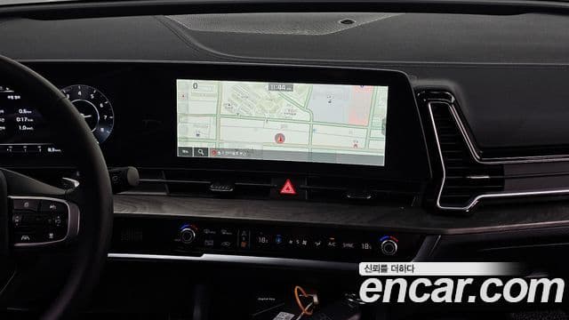 Kia Sportage 2024 — фото 15 из 20