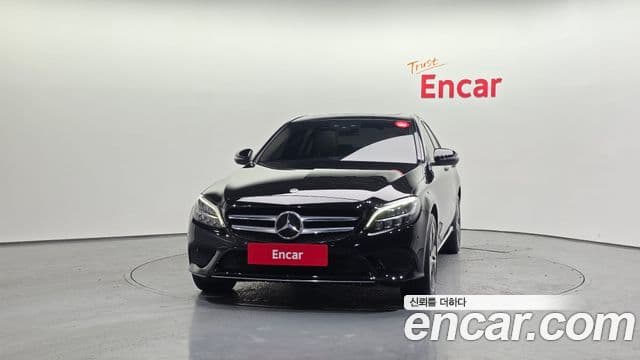 Mercedes-Benz C-Class 2020 — ფოტო 3/20