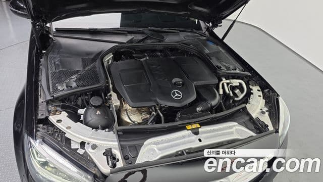 Mercedes-Benz C-Class 2020 — ფოტო 6/20