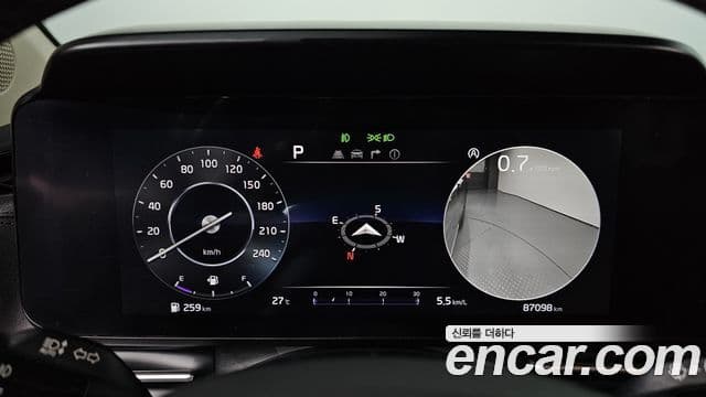 Kia Carnival 2020 — ფოტო 8/20