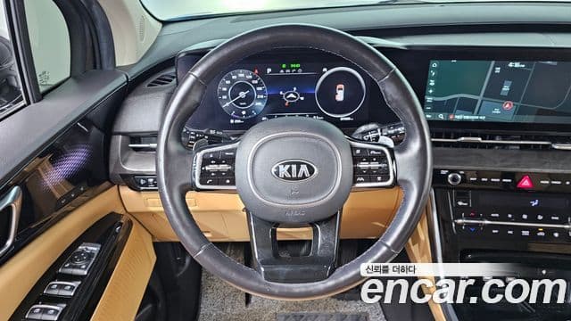 Kia Carnival 2020 — ფოტო 13/20