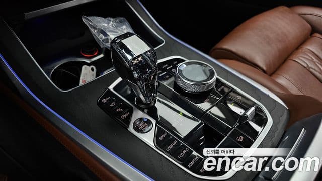 BMW X7 2021 — фото 9 из 20