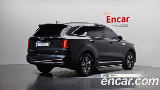 Kia Sorento 2023 — фото 2 из 20