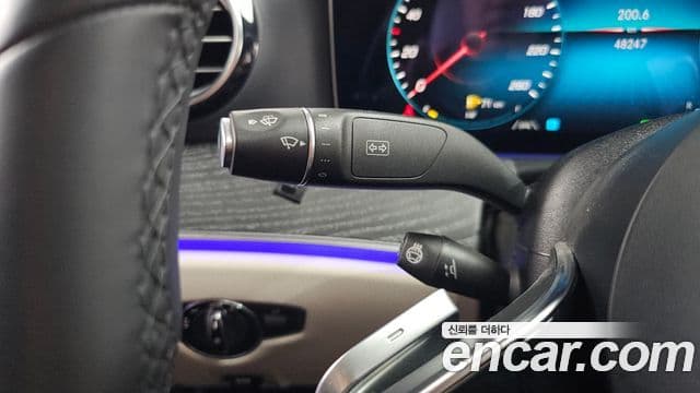 Mercedes-Benz E-Class 2023 — Photo 24/35