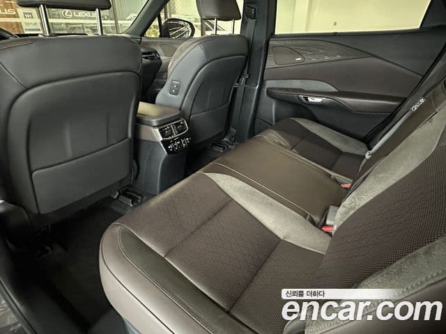 Lexus RX350h 2024 — Şəkil 11/20
