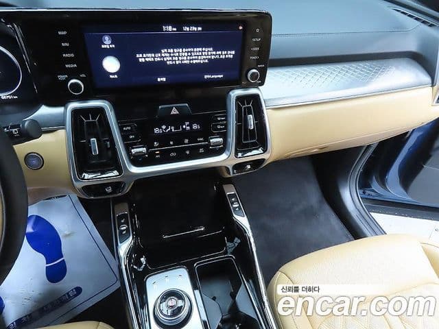 Kia Sorento 2021 — Şəkil 15/20