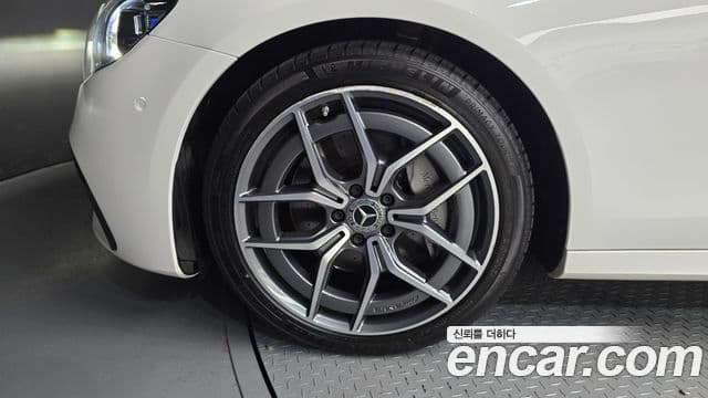 Mercedes-Benz E-Class 2021 — Şəkil 5/20