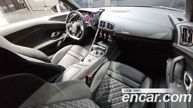 Audi R8 2021 — ფოტო 7/20
