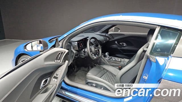 Audi R8 2021 — ფოტო 10/20