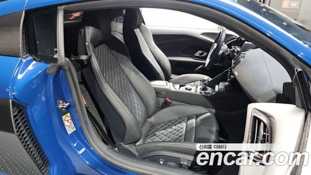 Audi R8 2021 — ფოტო 11/20