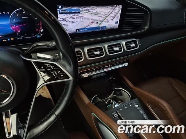 Mercedes-Benz GLS-Class 2024 — Фото 7/20