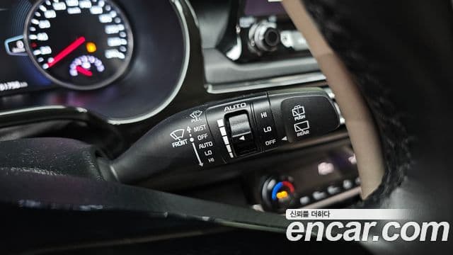 Kia Seltos 2021 — Şəkil 18/20