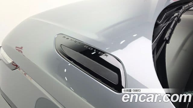 Land Rover Range Rover Velar 2025 — Şəkil 20/20