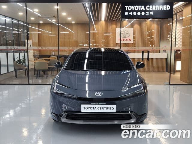 Toyota Prius 2026 — Şəkil 2/19