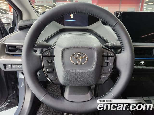 Toyota Prius 2026 — Şəkil 12/19