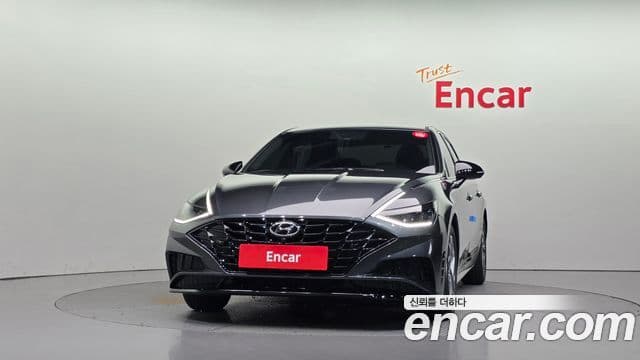 Hyundai Sonata 2021 — ფოტო 2/20