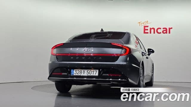 Hyundai Sonata 2021 — ფოტო 3/20