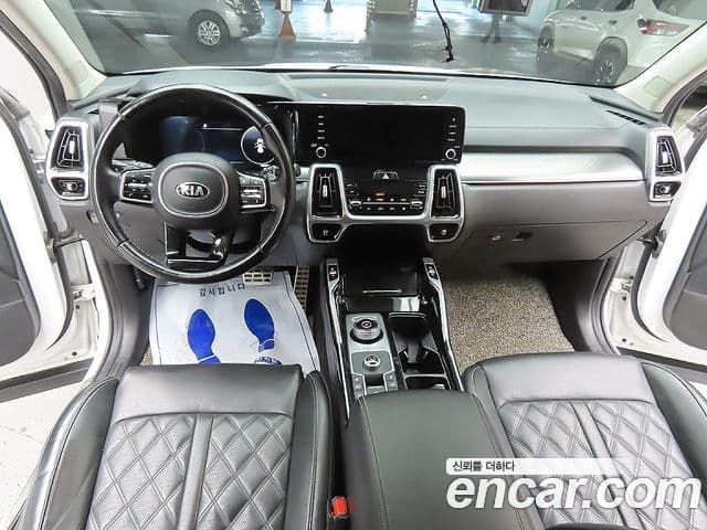 Kia Sorento 2020 — фото 10 из 20