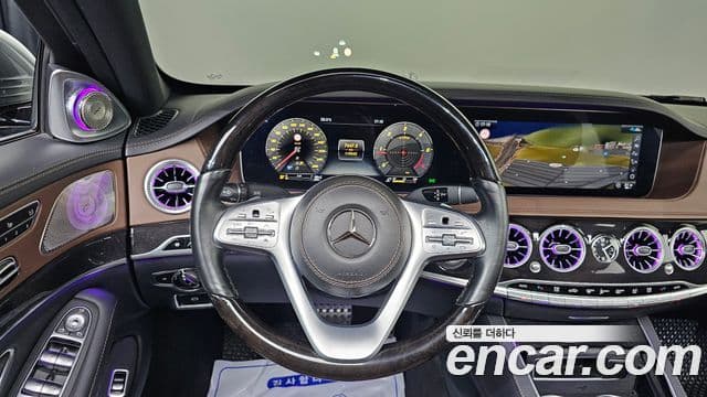 Mercedes-Benz S-Class 2020 — ფოტო 17/20