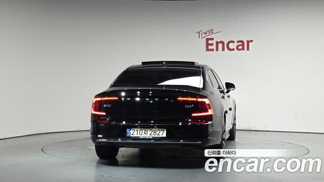 Volvo S90 2024 — ფოტო 4/20
