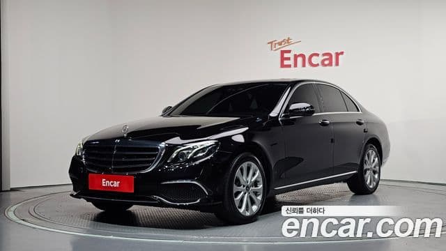 Mercedes-Benz E-Class 2020 — Şəkil 20/20