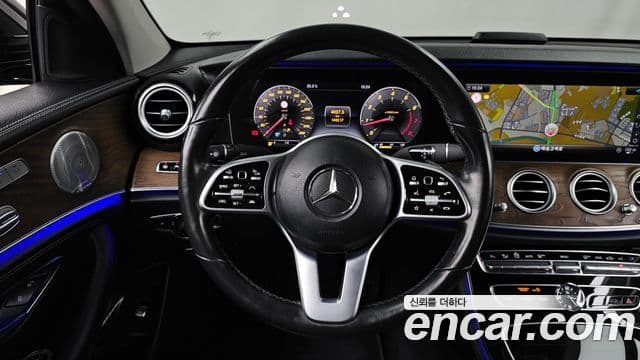Mercedes-Benz E-Class 2020 — Şəkil 12/20