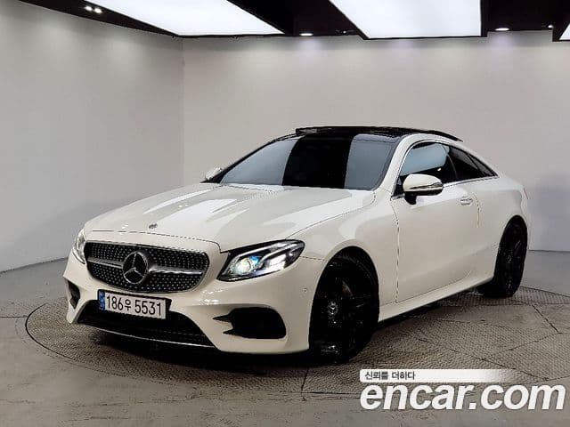 Mercedes-Benz E-Class 2018 — Şəkil 10/20