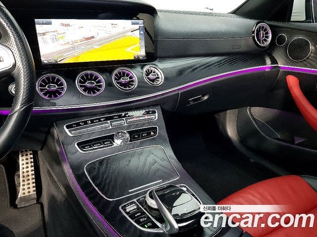 Mercedes-Benz E-Class 2018 — фото 9 из 20