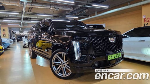 Cadillac Escalade 2025 — ფოტო 14/20