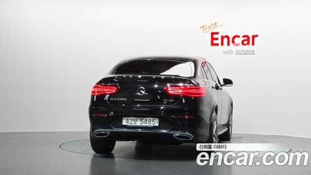 Mercedes-Benz GLC-Class 2018 — Фото 4/20