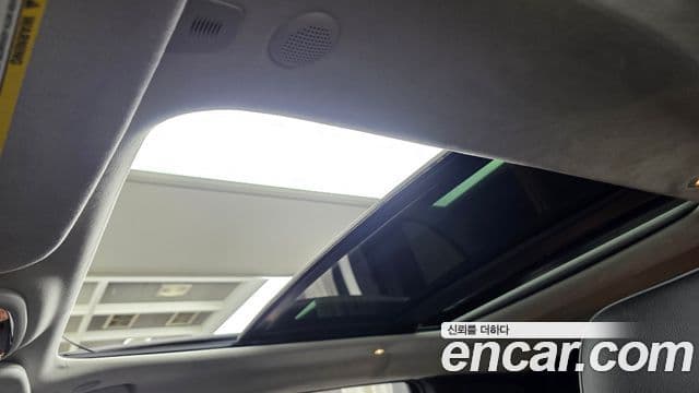 Jeep Grand Cherokee 2021 — Şəkil 18/20