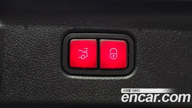 Mercedes-Benz S-Class 2025 — Photo 12/38