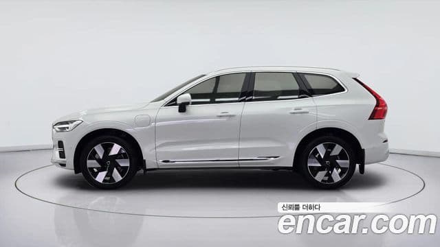 Volvo XC60 2024 — ფოტო 3/20
