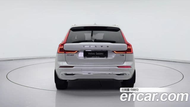 Volvo XC60 2024 — фото 4 из 20
