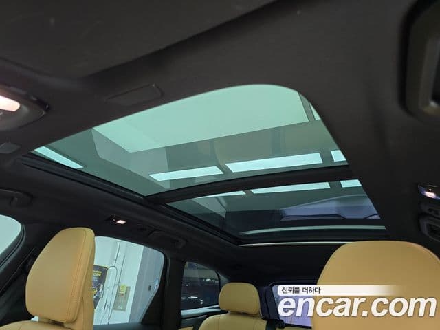 Volvo XC60 2024 — ფოტო 18/20