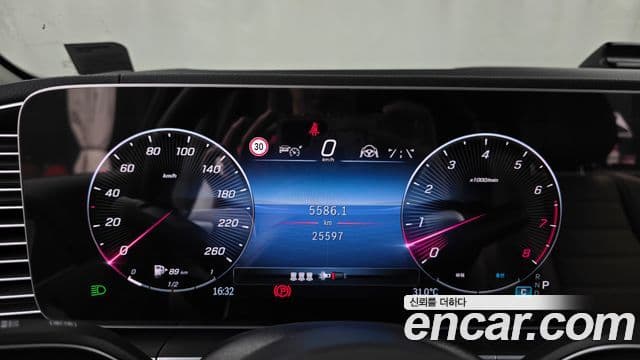Mercedes-Benz GLE-Class 2025 — Фото 6/20