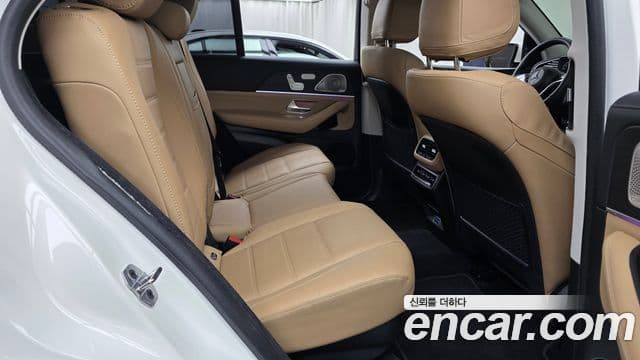Mercedes-Benz GLE-Class 2025 — Фото 10/20