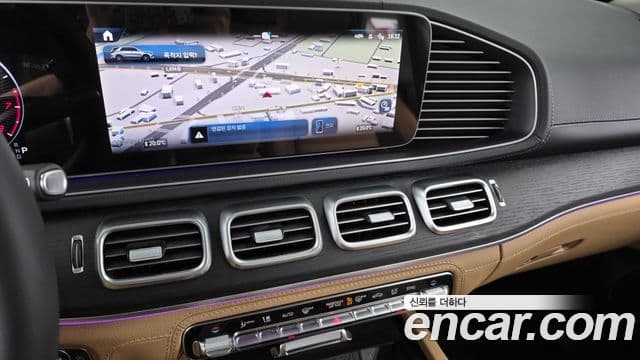 Mercedes-Benz GLE-Class 2025 — Фото 12/20