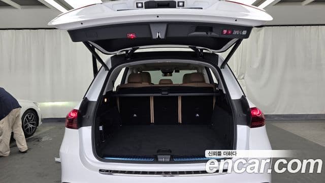 Mercedes-Benz GLE-Class 2025 — Фото 19/20