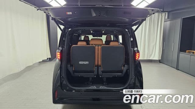 Toyota Alphard 2025 — ფოტო 17/20