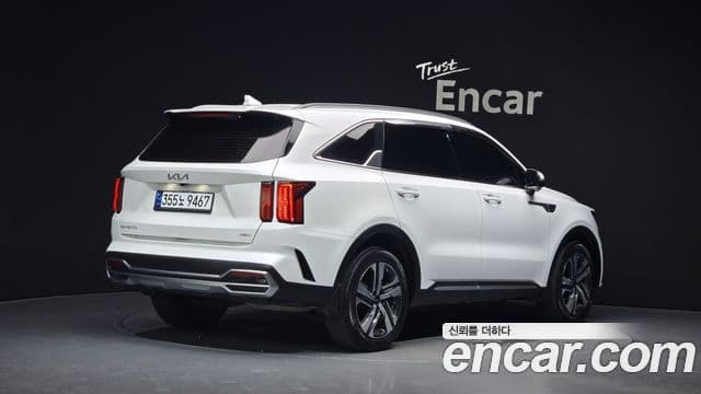 Kia Sorento 2022 — Фото 2/20