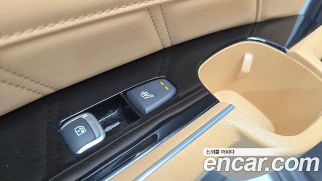Kia Sorento 2022 — Фото 18/20