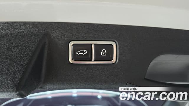 Kia Sorento 2022 — Фото 20/20